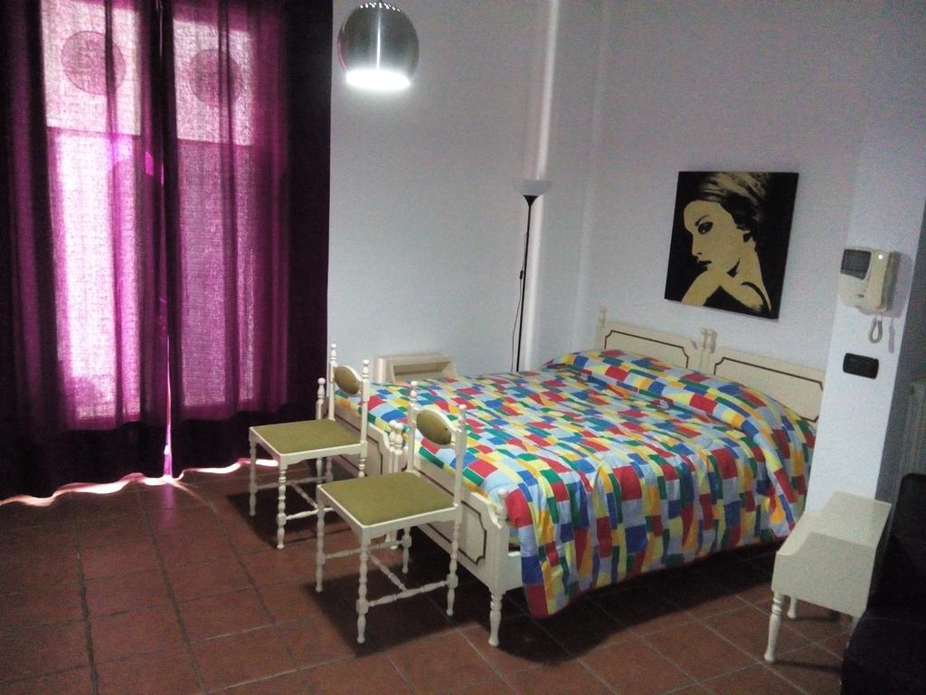 Dimora Donna Clara Bed & Breakfast Conversano Bilik gambar