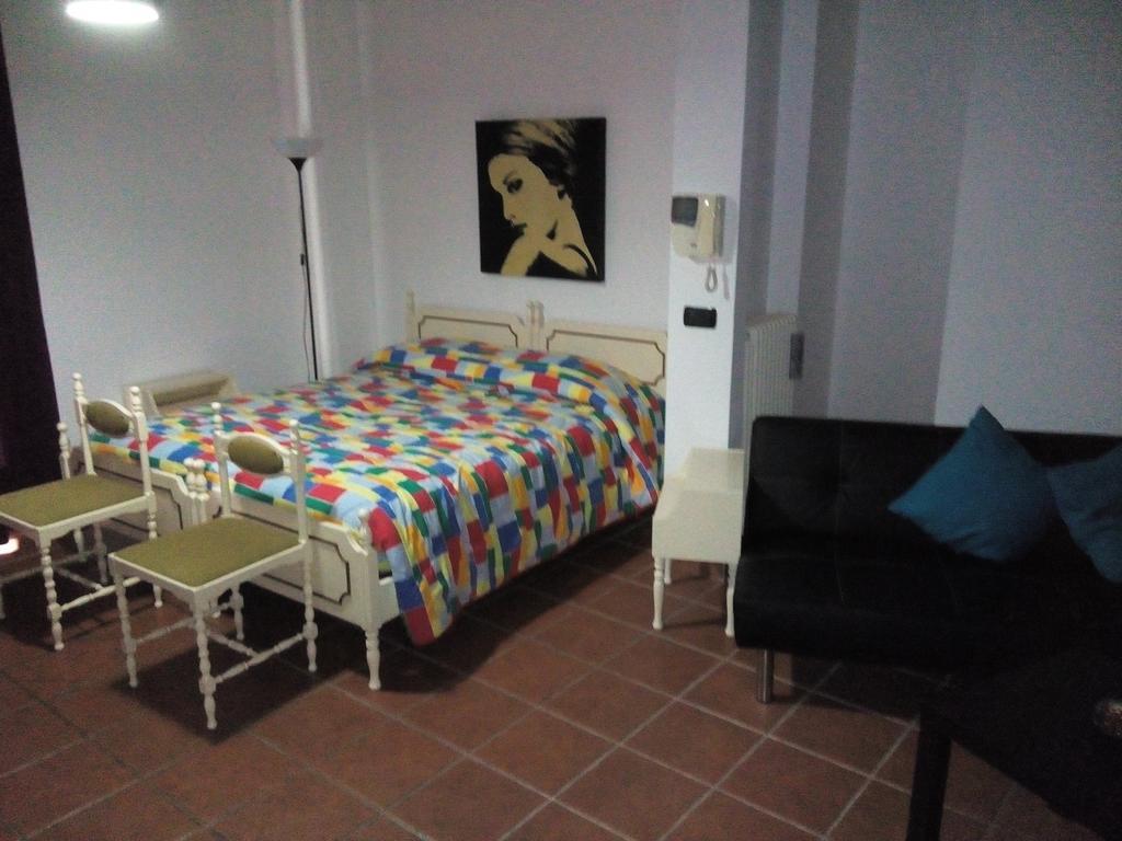 Dimora Donna Clara Bed & Breakfast Conversano Bilik gambar
